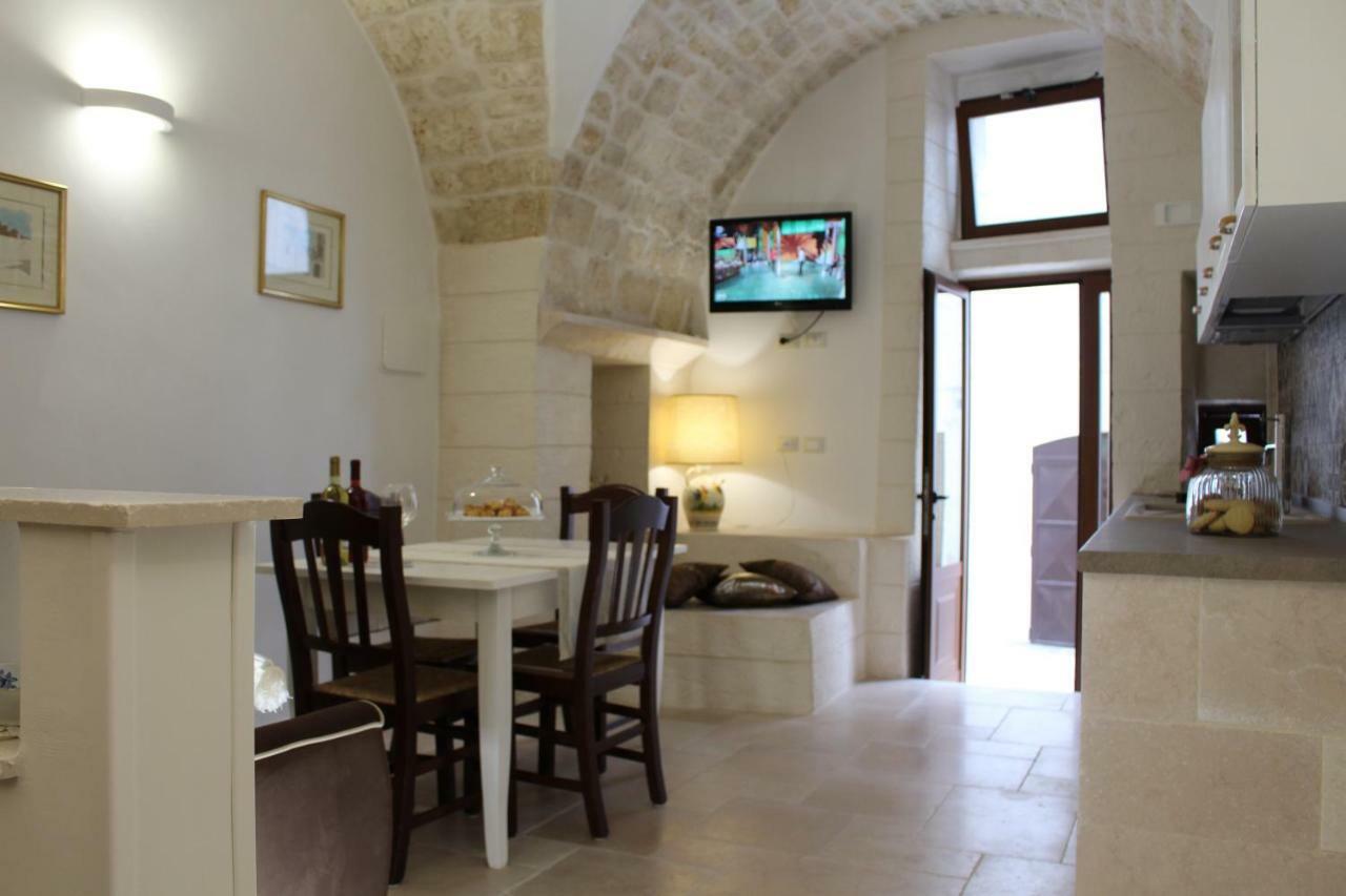La Rosa D Ernesto Wifi Free 3 Sleeping Places Apartment ออสตูนี ภายนอก รูปภาพ